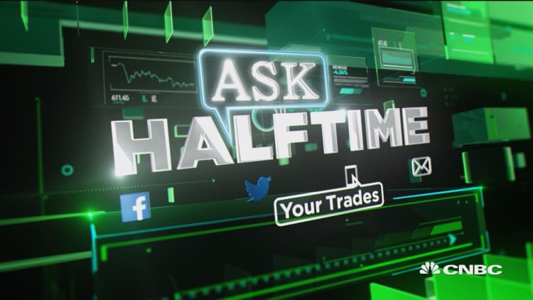 Stay long with American Airlines? The best bank play & more in #AskHalftime