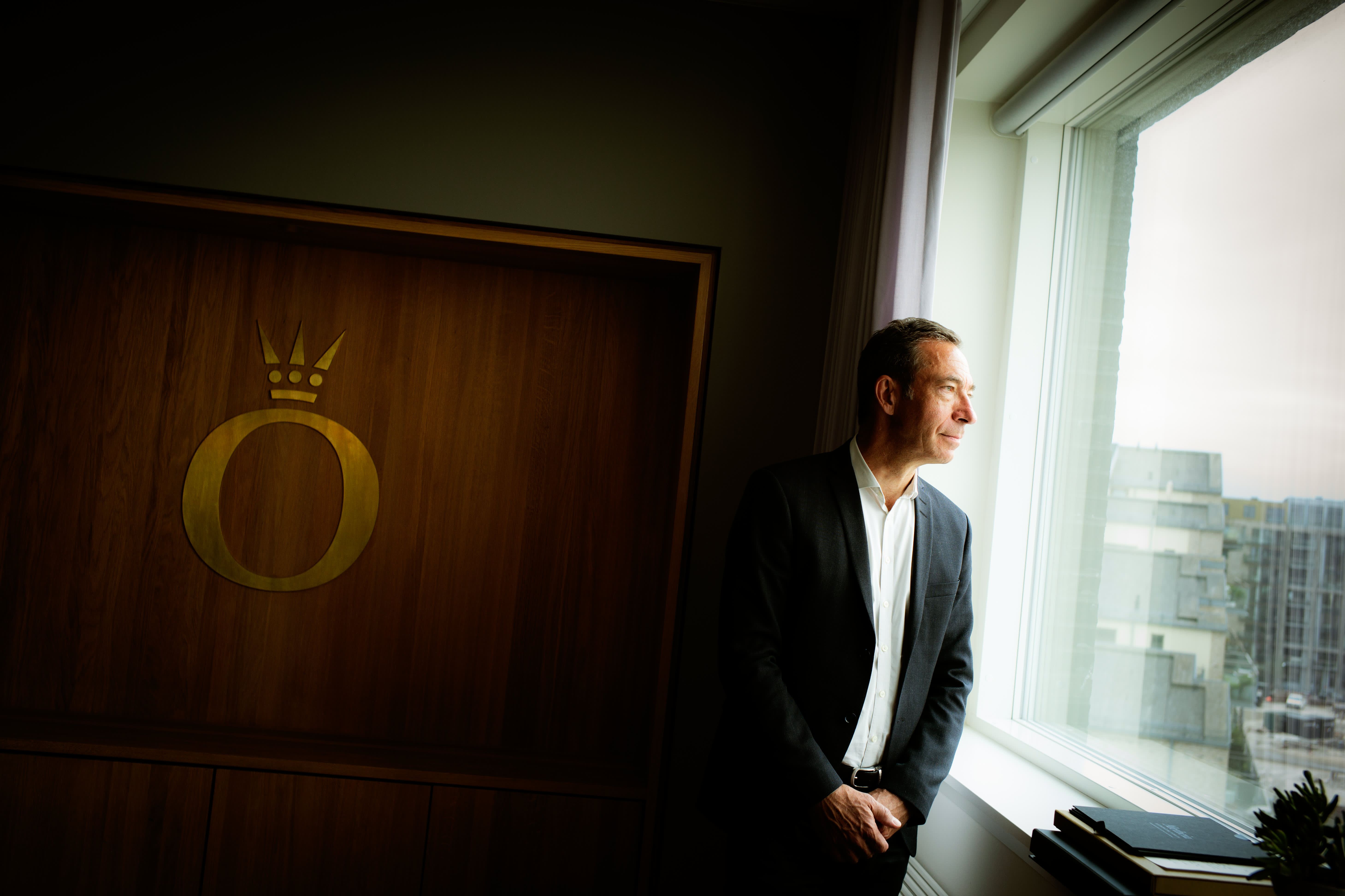 Begrænsning Elastisk oversætter Danish jeweller Pandora's chief executive steps down after profit warning