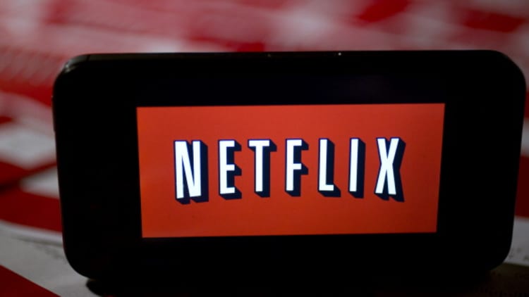 What Netflix CFO stepping down means for the company
