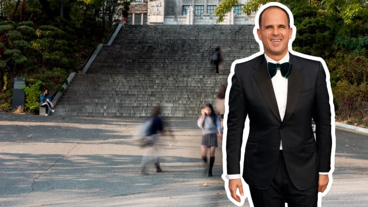 Marcus Lemonis: Here's why it's important to graduate from college