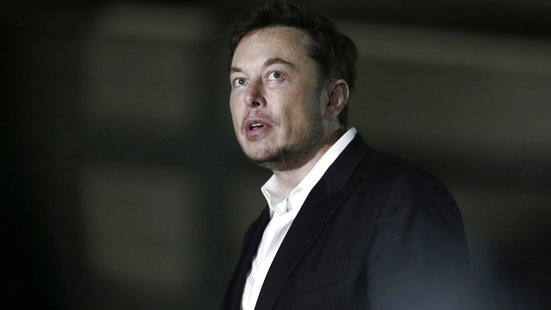SEC charges Tesla CEO Elon Musk with fraud