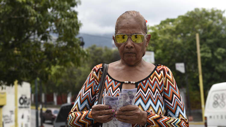 Venezuela currency chaos even 'worse than it sounds,' says expert