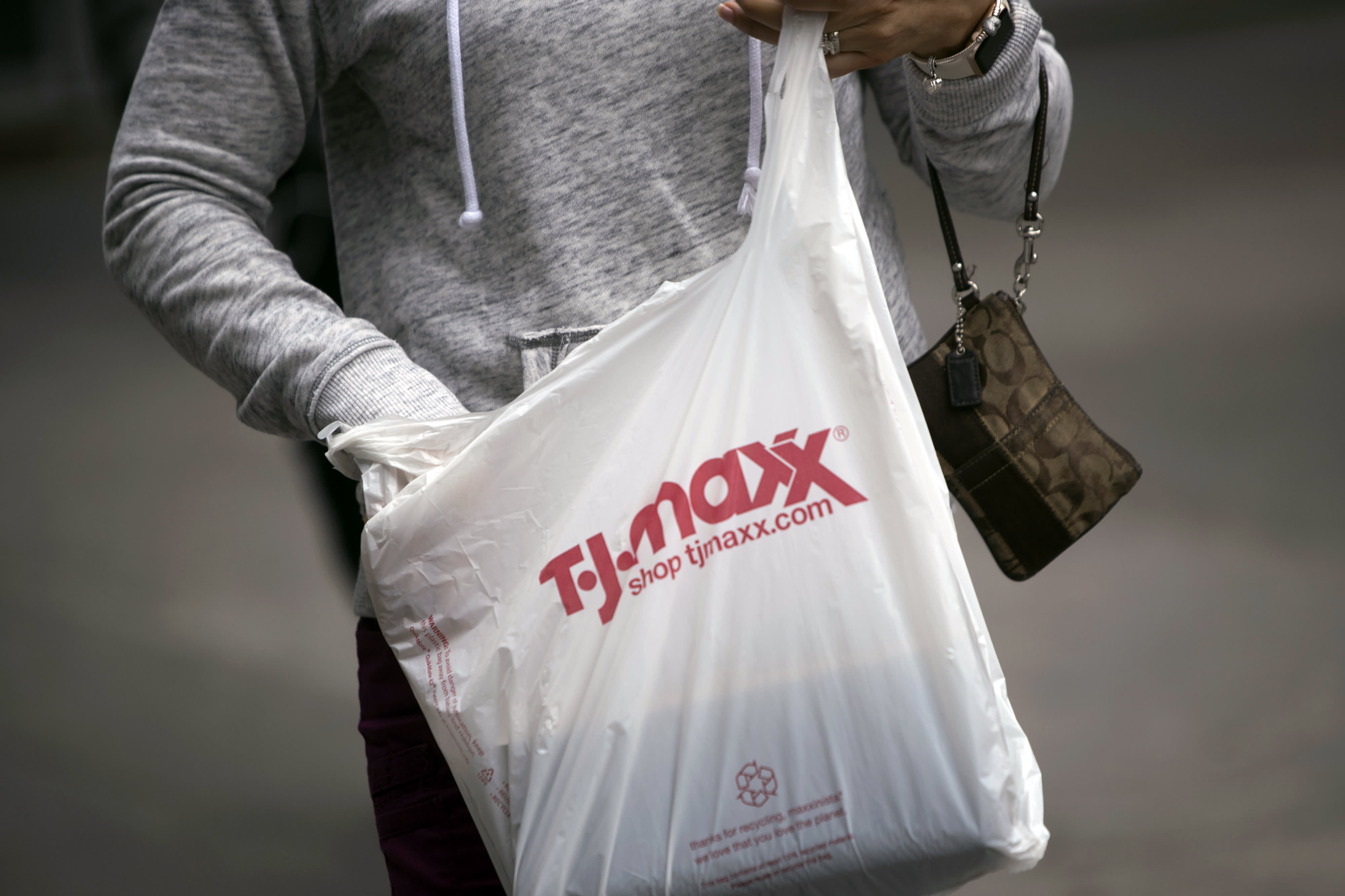 T.J. Maxx Reopens Its Online Site as States Begin to Reopen - T.J. Maxx  Opens E-Commerce Site and Some Stores