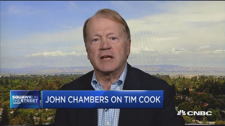 Tim Cook a role model for all CEOs, says Cisco chair emeritus
