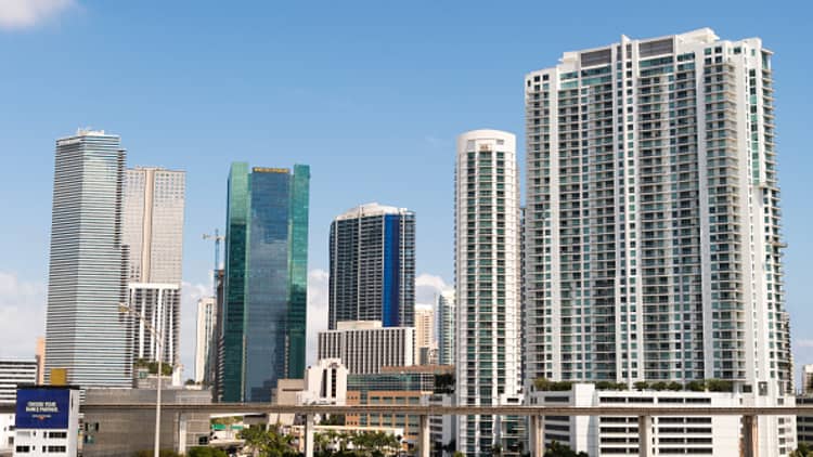How does Miami stack up in the fight for Amazon's HQ2?