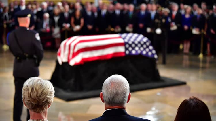 McCain memorial service takes place on Capitol Hill