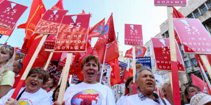 Russians rally to stop increase of pension eligibility age