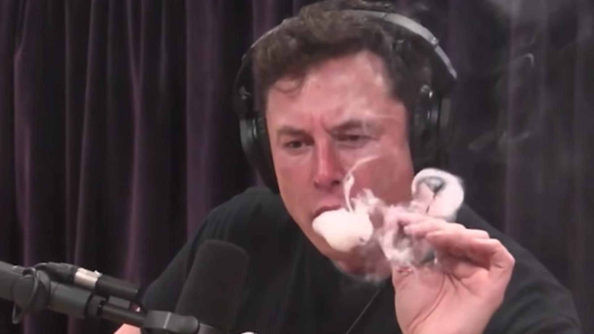 Air Force is looking into how to handle Elon Musk's pot smoking