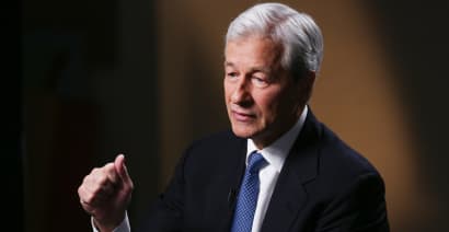 JPMorgan shares drop after giving disappointing guidance on 2024 interest income