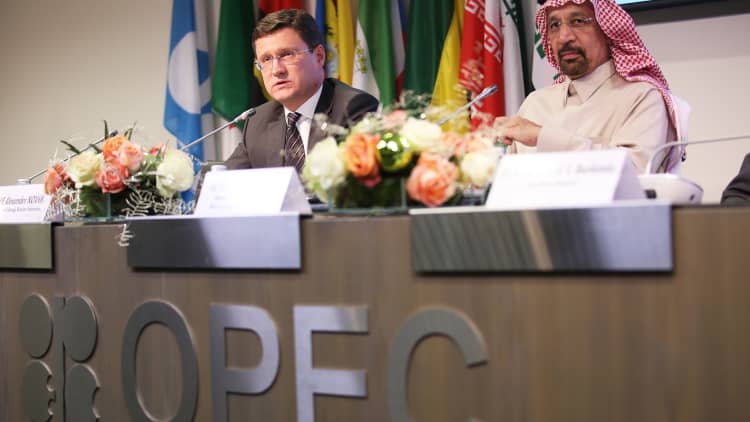OPEC withholds details of production cut deal