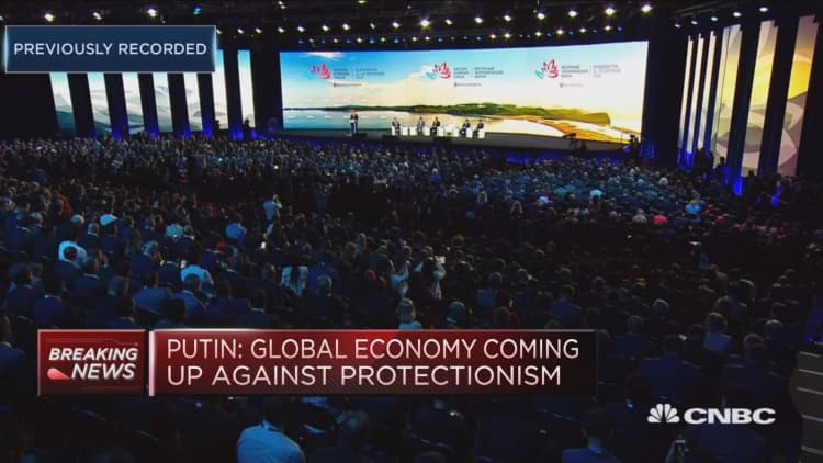 Putin: Global economy coming up against new forms of protectionism