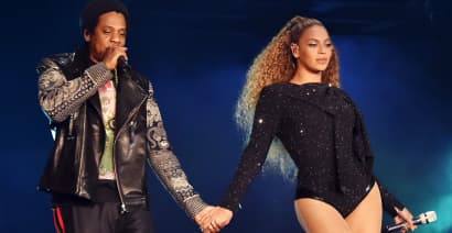 Beyoncé and Jay-Z surprised this teen with a $100,000 scholarship