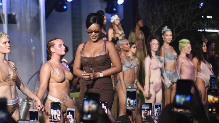 Investors pour $50 million into Rihanna's lingerie line