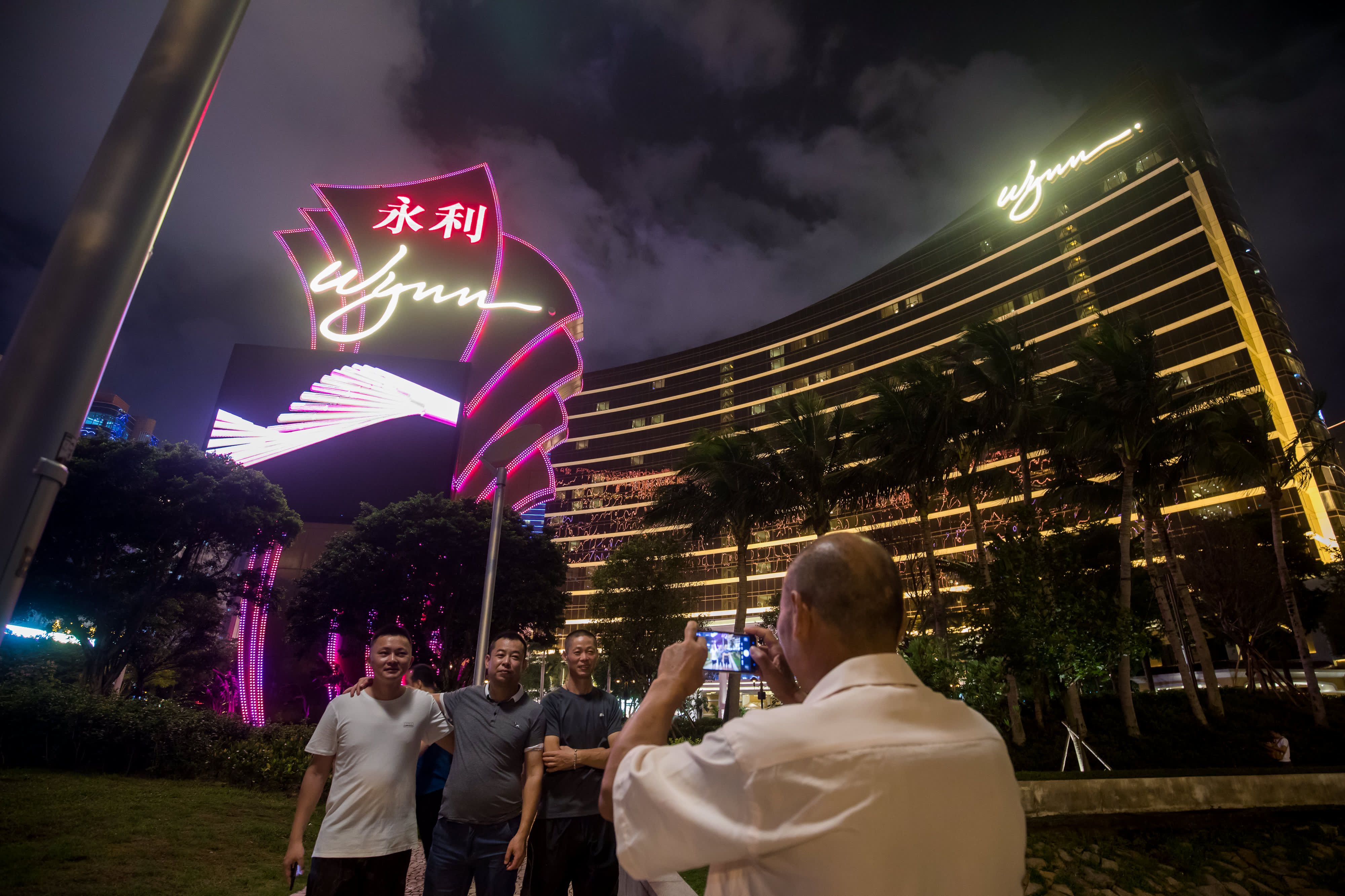 We agree with Wells Fargo that Wynn is set for a comeback as gamblers return to Macao 