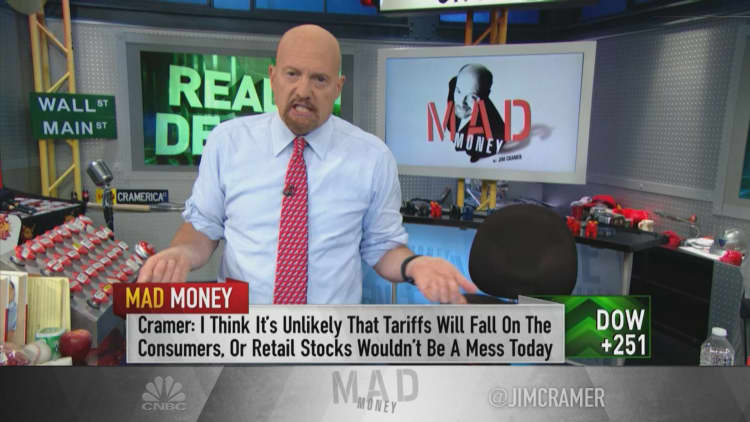 'Highly unlikely' tariff costs will all trickle down to consumers: Cramer