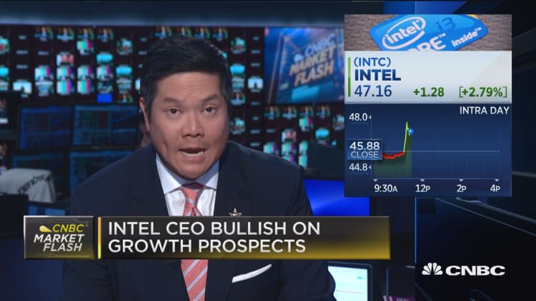 Intel shares jump on CEO letter