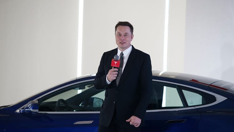 Having Musk remain as CEO at Tesla is critical, he's the right 'wartime CEO', says Gene Munster