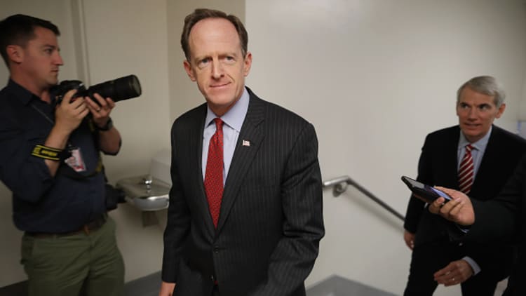 Sen. Pat Toomey on bank regulations and new NAFTA replacement