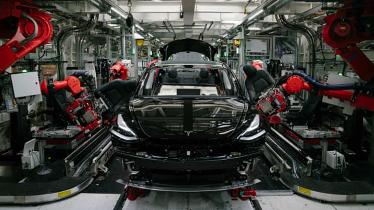 Tesla produced 80,142 vehicles in Q3
