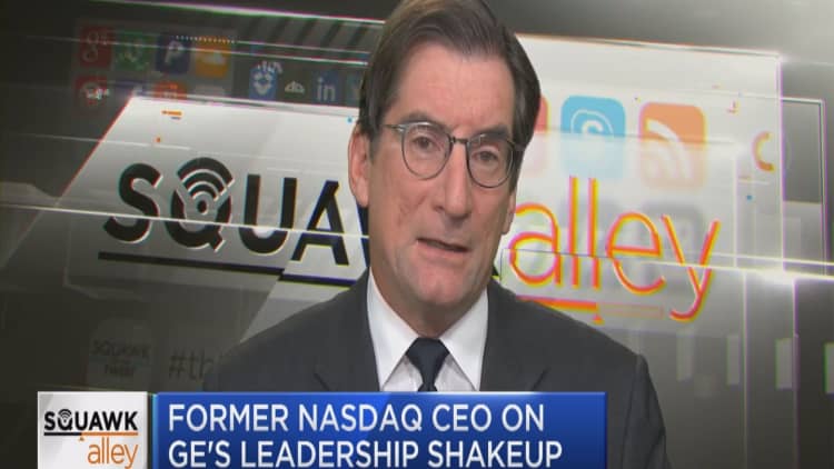 'Unusual' that a board member can run a company after 7 months, says former Nasdaq chairman