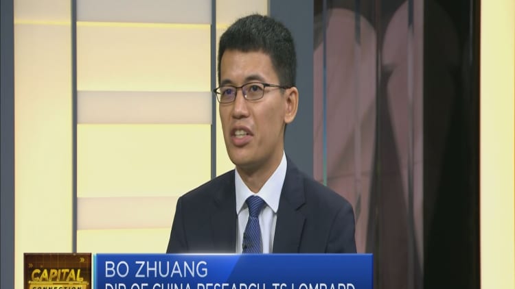 China will opt to have a passive devaluation: Analyst