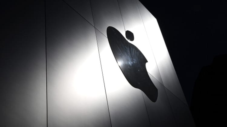 Apple says it found no signs of hacking attacks
