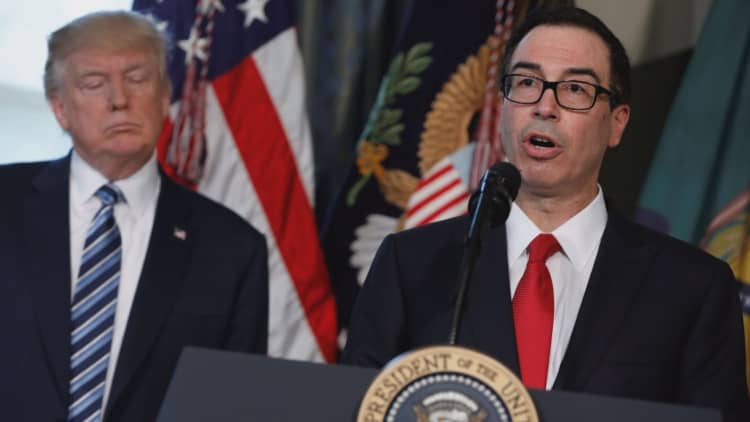 Mnuchin not worried about possibility of Chinese Treasury sell-off