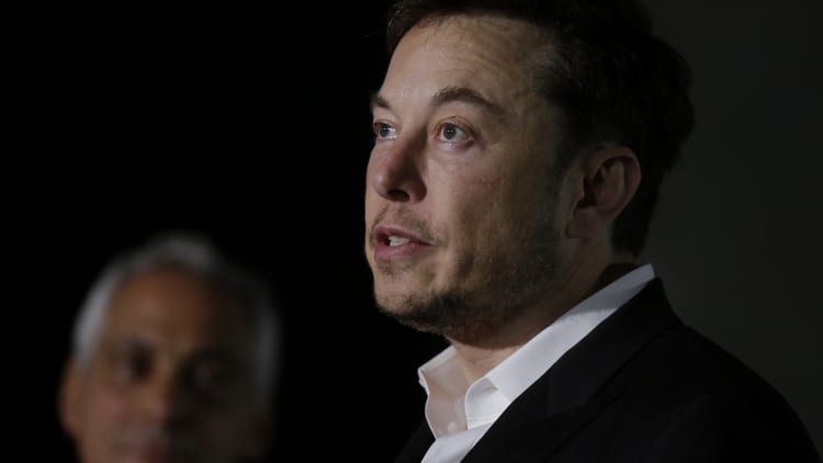 Judge approves Tesla CEO Elon Musk's settlement with SEC