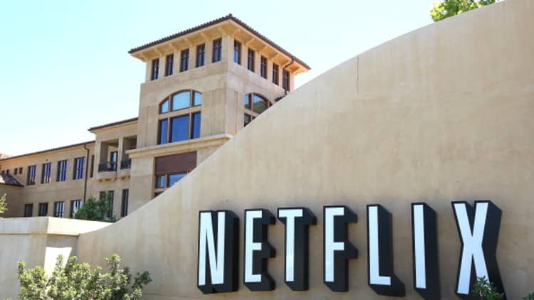 Netflix will bury the competition with content spending, says RBC's Mahaney