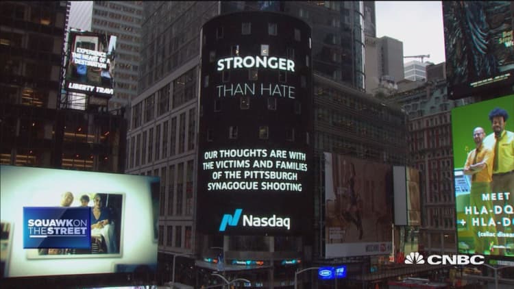 NYSE, Nasdaq observe moment of silence for synagogue shooting victims
