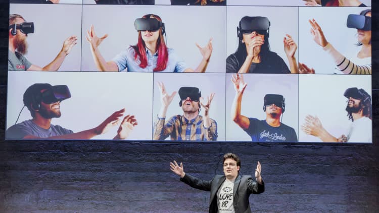 This is the only reason you should skip college—according to college dropout and Oculus founder Palmer Luckey