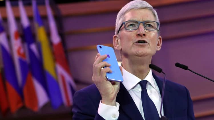 Apple shares slump as company faces big roadblocks in China, says analyst