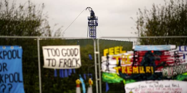 Energy crisis spurs Britain to end its fracking ban, digging up a long-running debate