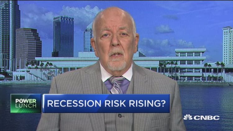 Bove: Sixty percent chance we'll enter a recession next year