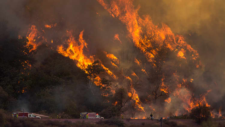 Deadly wildfires burning across California