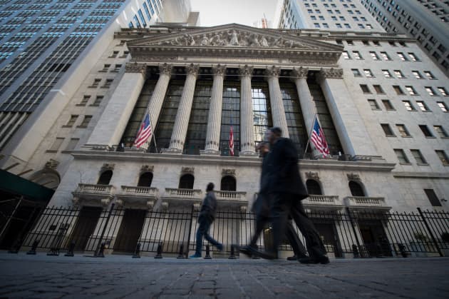 GP: NYSE exterior Wall Street 