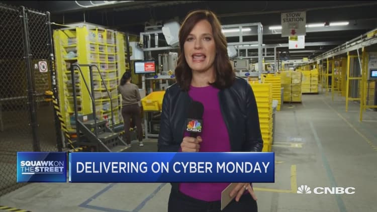 Here's what an Amazon fulfillment center looks like on Cyber Monday