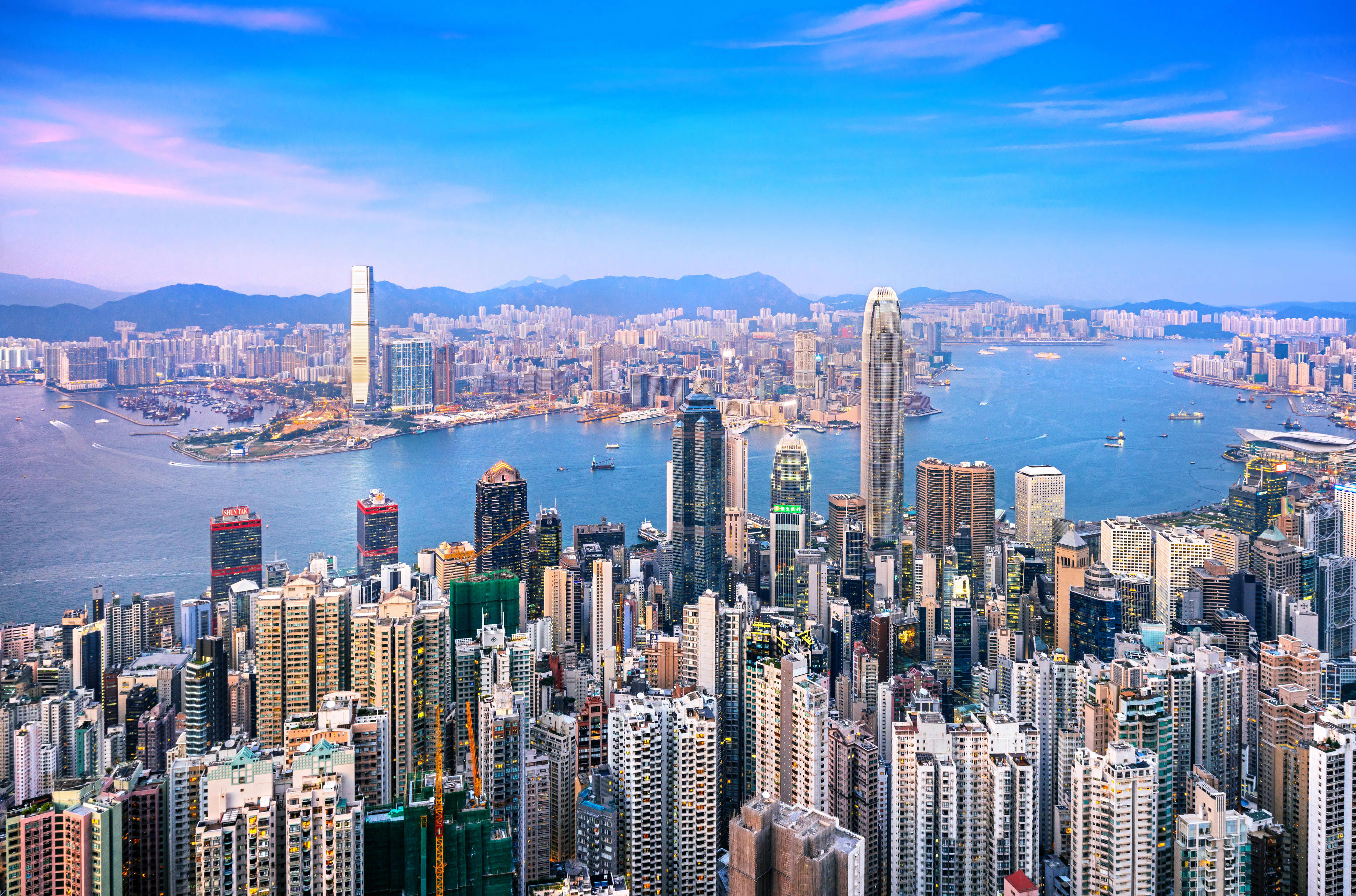 Hong Kong Average House Price Hits 1 2 Million