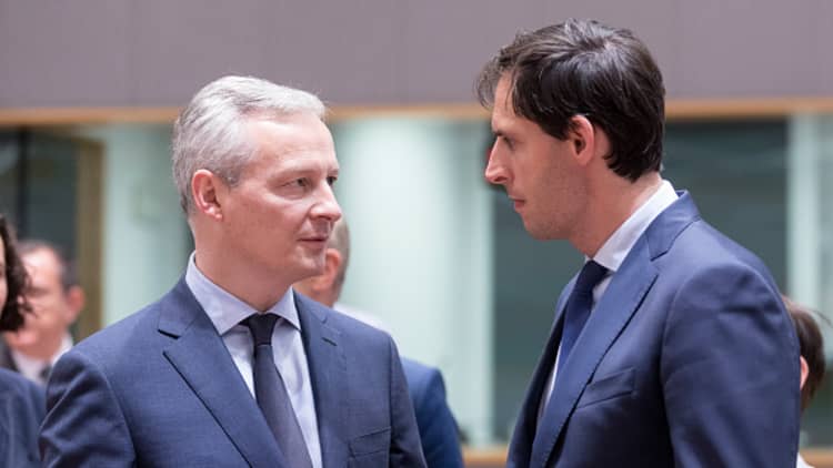 Dutch finance minister talks growth and reforms in the euro zone