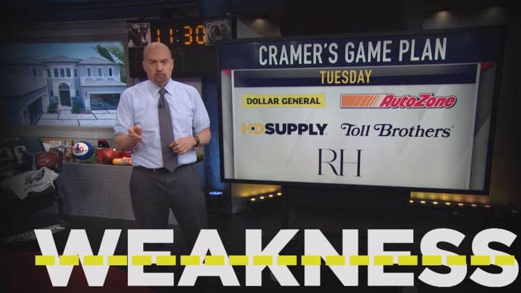 Cramer Remix: This company's earnings could signal a weakening economy