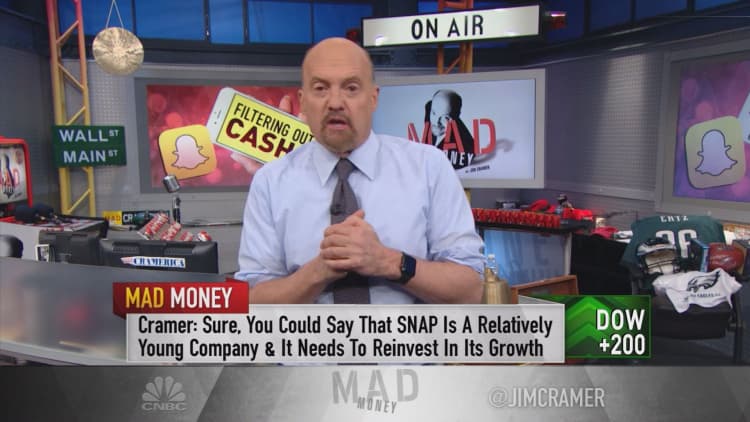Even at $6, Snap's stock still isn't a bargain, Cramer warns: 'It's an ill-advised decision to buy'