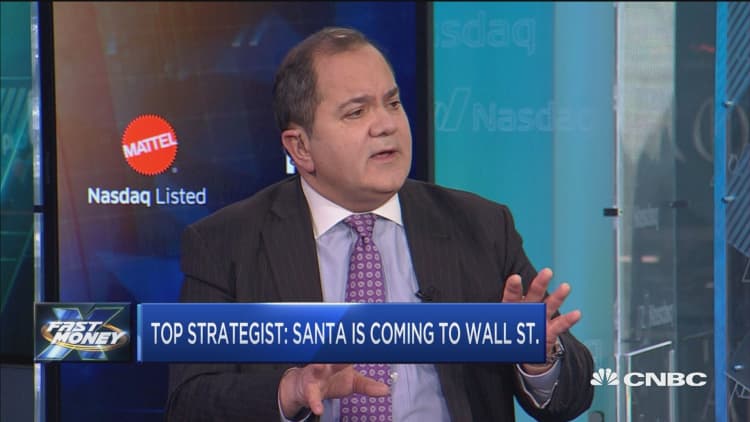 Santa Claus rally coming to Wall Street, says Oppenheimer's top strategist