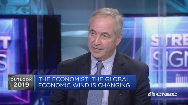 Battle lines between globalists and nationalists will cause upset in 2019, Economist editor says