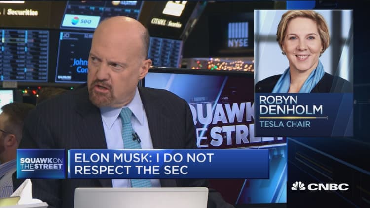 Elon Musk 'thinks he's above the law': Cramer on the Tesla CEO's combative '60 Minutes' interview