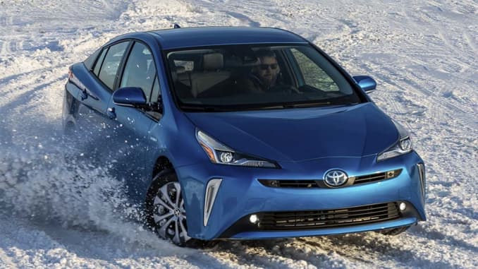 Toyota Struggles To Save Breakthrough Prius Hybrid