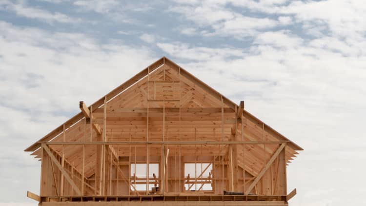 Homebuilder sentiment drops 4 points in December, lowest since May 2015