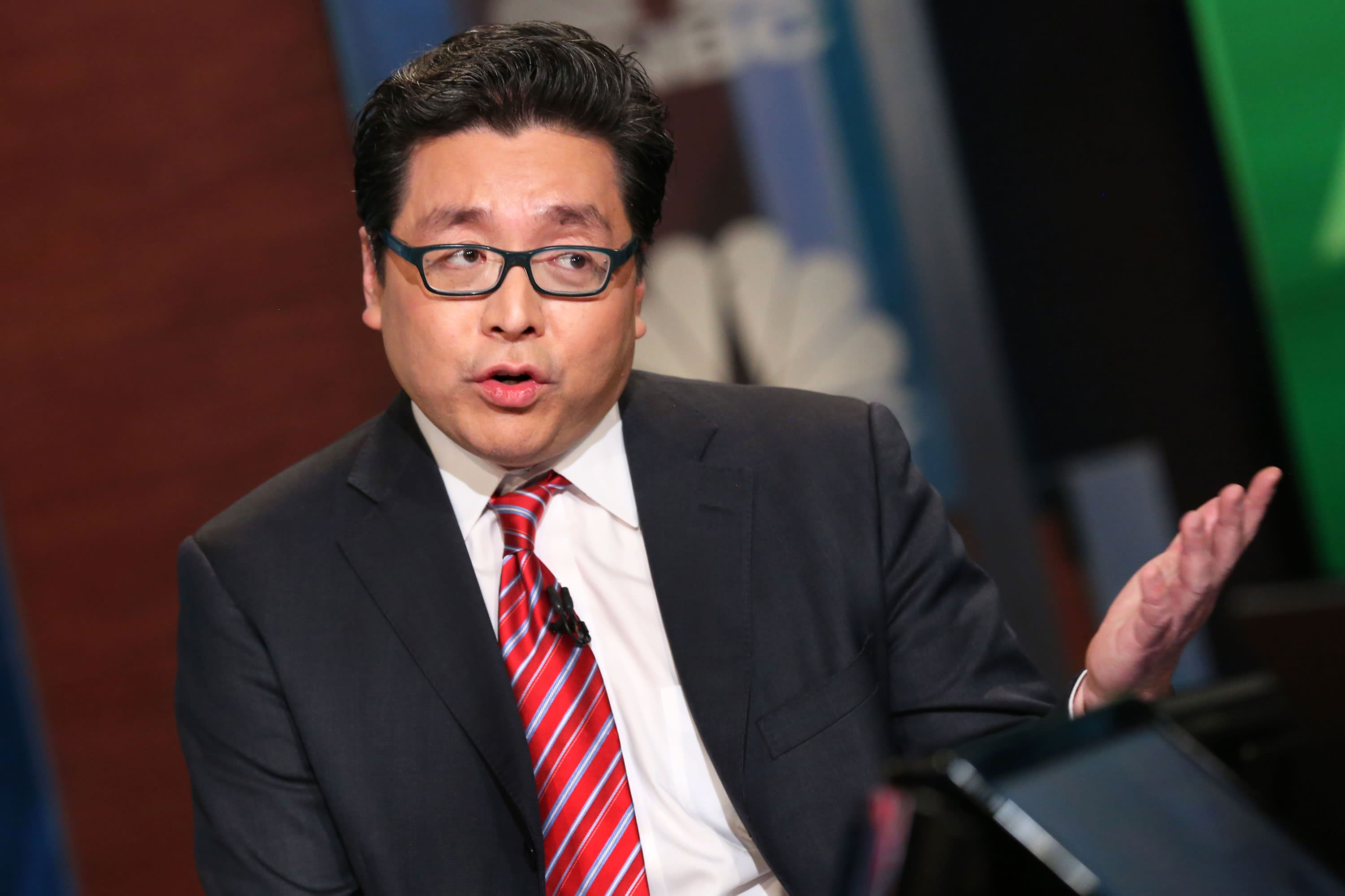 Tom Lee thinks stocks could recover by the end of the year.  Here's why
