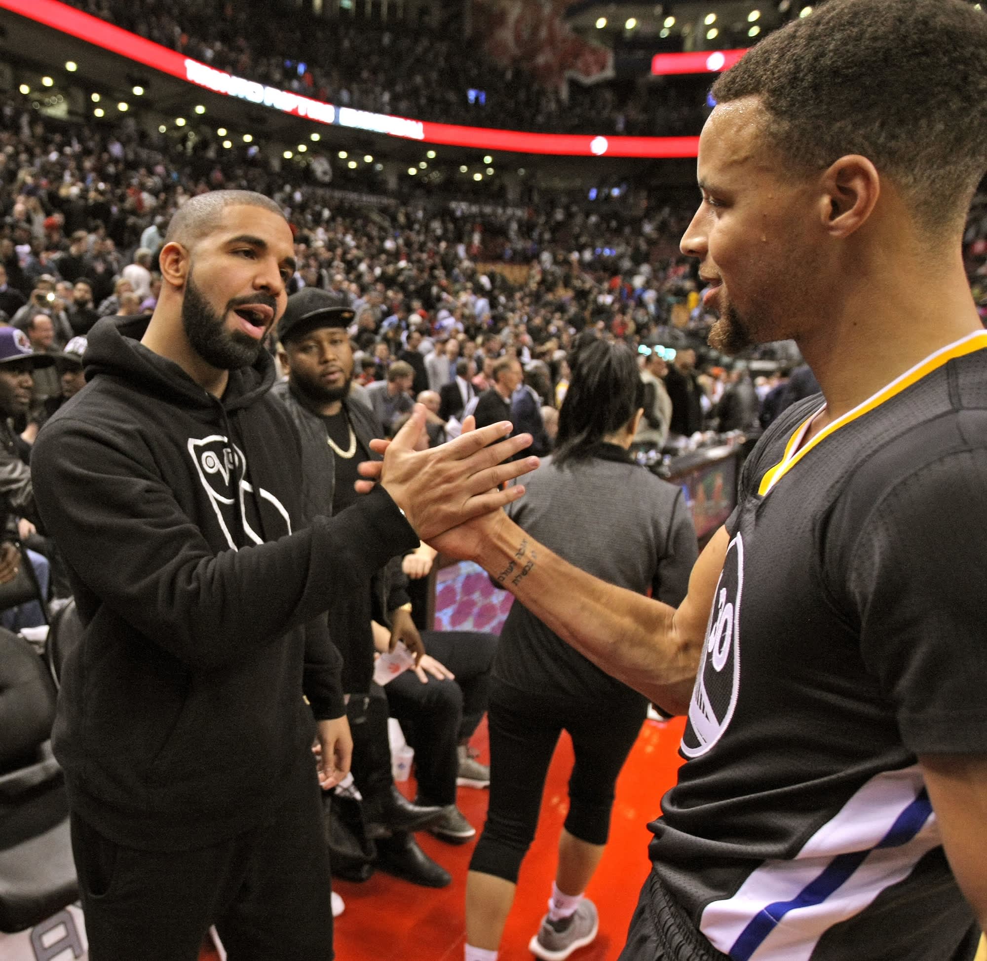 Drake now co-owns a professional e-sports 