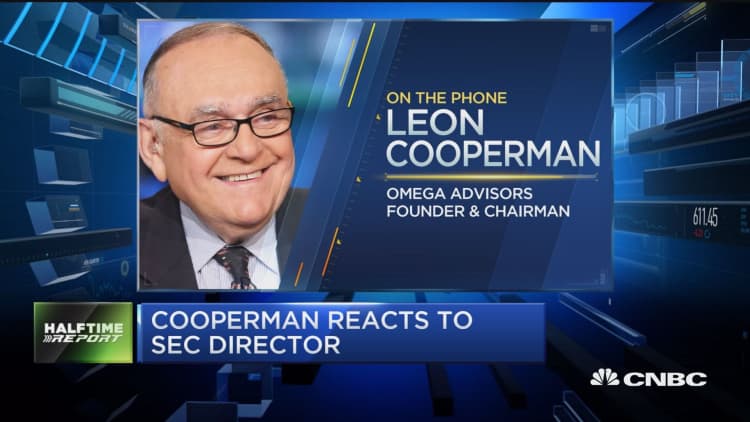 Leon Cooperman and SEC director discuss market structure