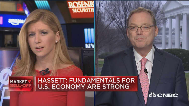 Long government shutdown may impact jobs numbers, says Trump advisor Hassett